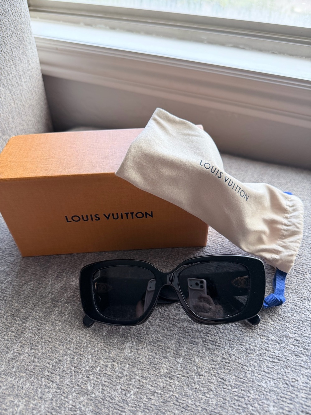 Louis Vuitton Black Square Sunglasses
